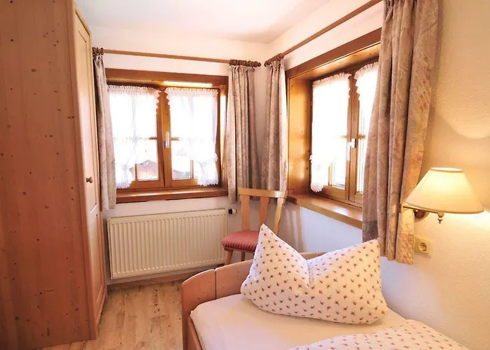 Kaufmann Michael アパート *